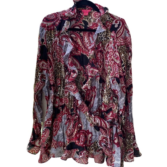 🖤♥️🤍 Sunny Leigh Macy’s Lightweight Crinkly Ruffles Buttons Feminine Romantic - Picture 8 of 13